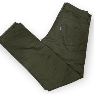 LEVI’S Chinos - Size 28